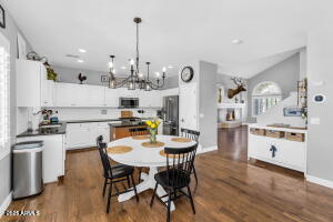 Building Photo - 11225 E Sylvan Ave