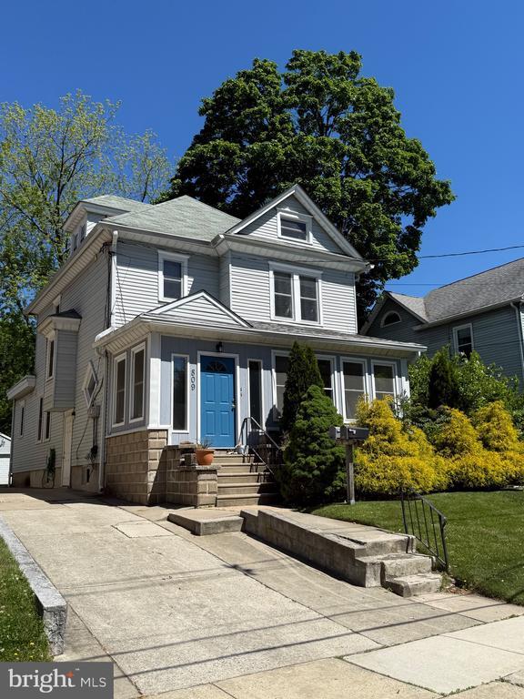 Building Photo - 809 Eldridge Ave