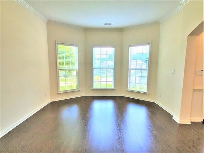 Building Photo - 432 Collins Glen Ct