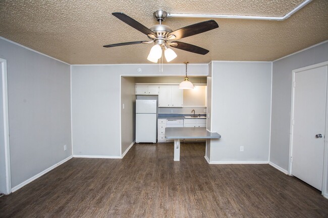 Interior Photo - Cottage Point Apartments