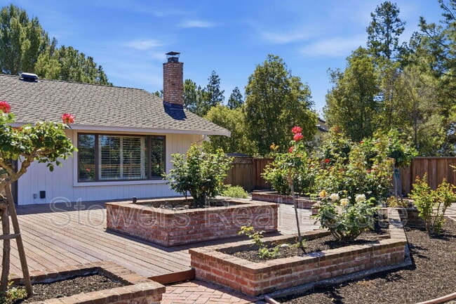 Building Photo - 155 Mountain Canyon Pl