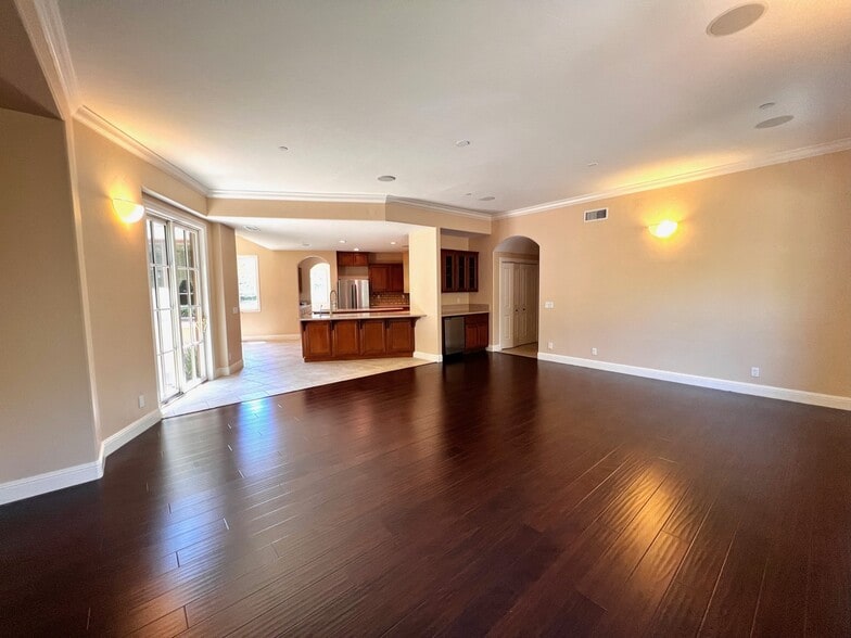 Building Photo - 4698 Granada Way