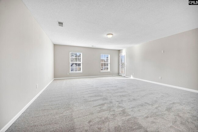 Building Photo - 153 Pennsylvania Ct