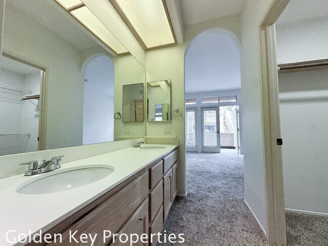 Building Photo - 2BR/2BA Condo in Palmilla Del Oro