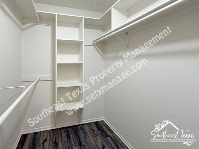 Building Photo - 4127 Arthur Ln