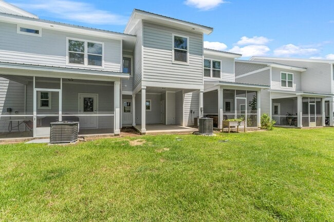 Building Photo - 118 N Sand Palm Rd