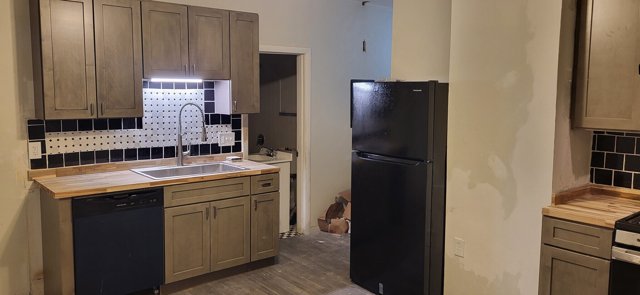 kitchen - 62A Clifton St