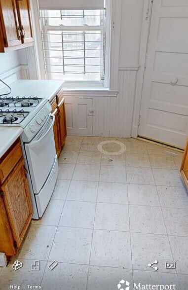 Building Photo - 145 Englewood Ave