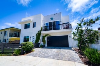 Building Photo - Beautifully updated long term unfurnished rental in the heart of Imperial Beach!