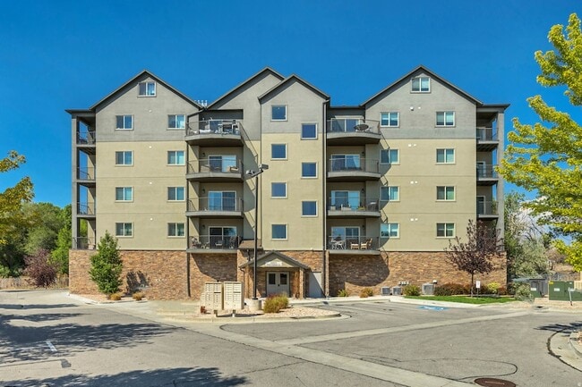 Building Photo - 1225 Wolf Hollow Ln