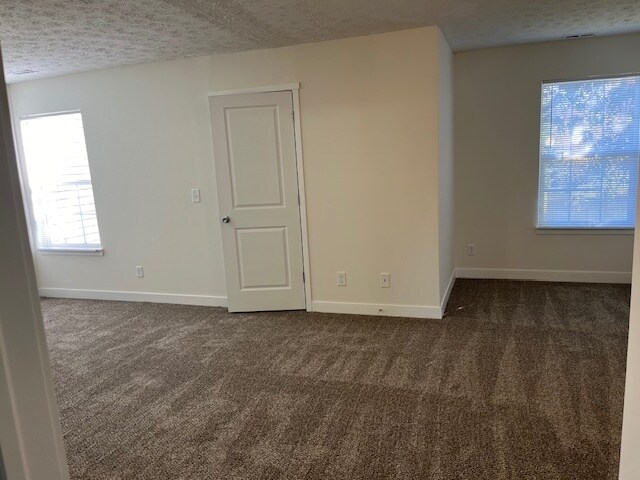 Building Photo - 3135 Brunswick Ct S
