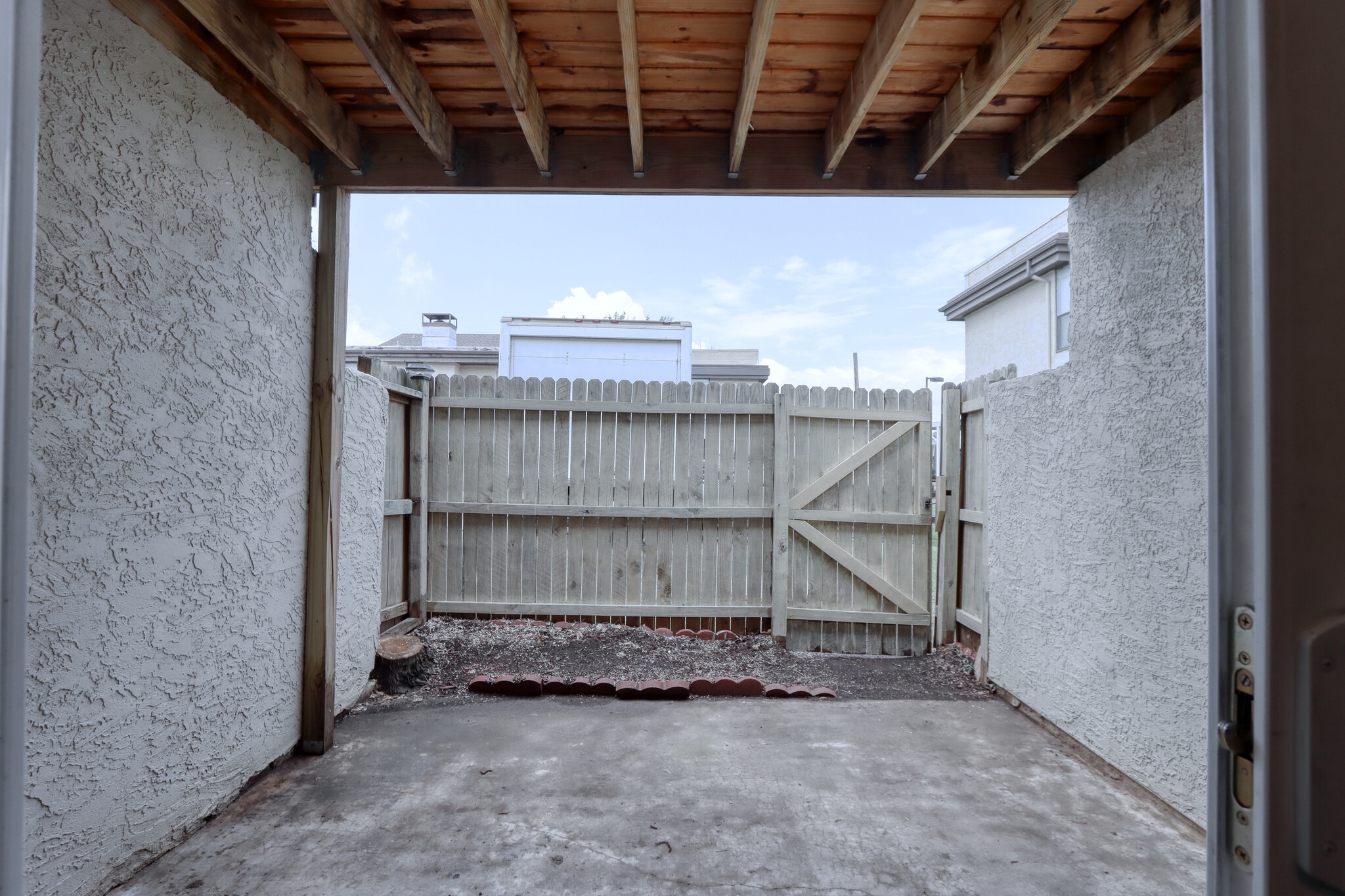 Building Photo - 711 Harbour Town Dr