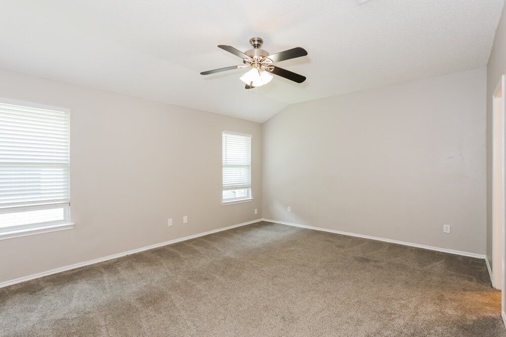 Building Photo - 1711 Venus Dr W