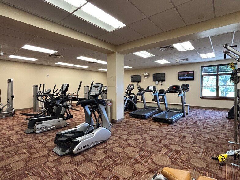 Building Photo - 13890 E Marina Dr