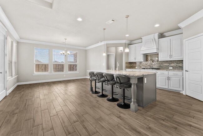 Building Photo - 6020 Sunny Stone Dr