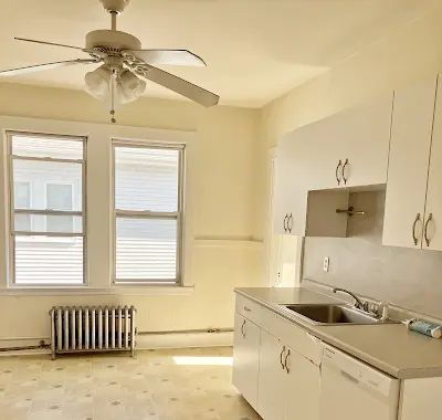 Building Photo - Good credit & Solid income a must!