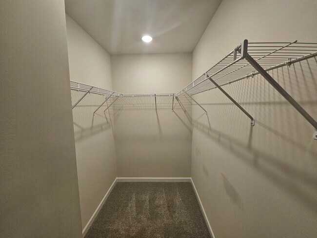 Building Photo - Beautiful Townhome for Lease in Lawrenceville