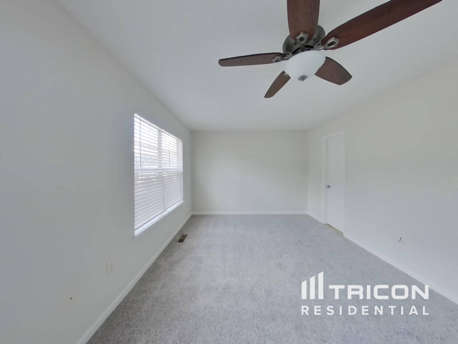 Building Photo - 502 Waters Cove Ct