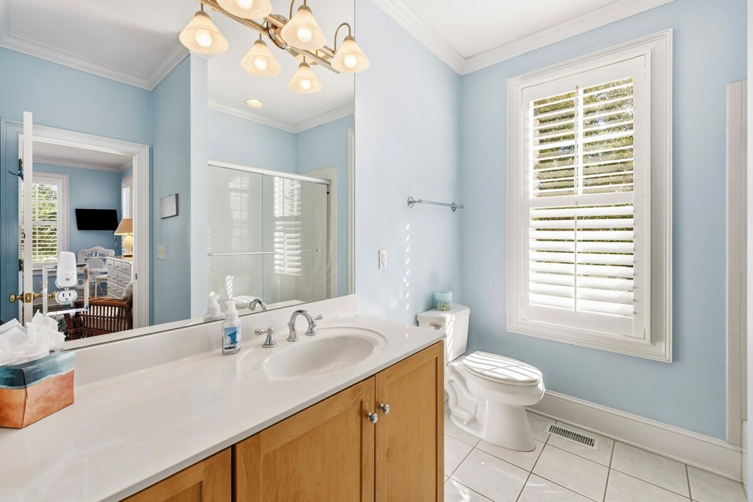 Building Photo - 190 Whiting Ln