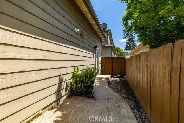 Building Photo - 871 Islay St