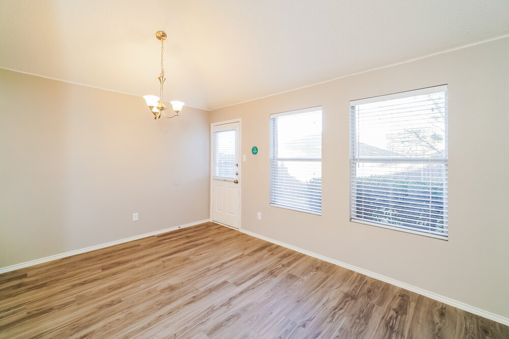 Building Photo - 706 Langford Dr