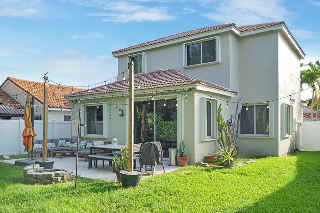 Building Photo - 471 Talavera Rd