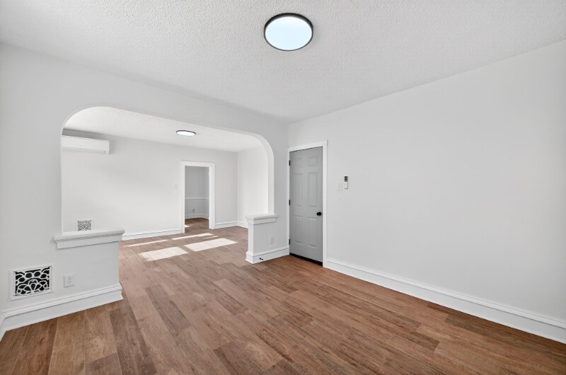 Building Photo - 5803 S Kingshighway Blvd