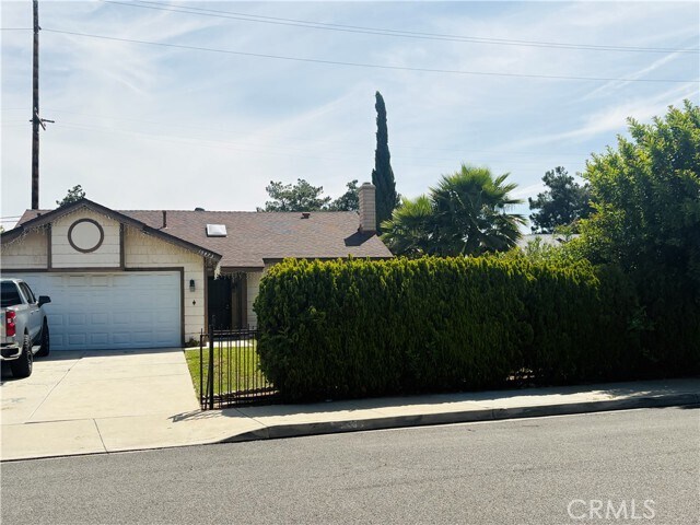 Building Photo - 15473 Cam Grande