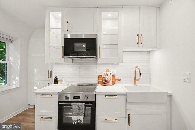 Building Photo - 2007 Key Blvd