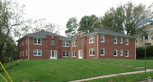 Primary Photo - Clarissa Properties