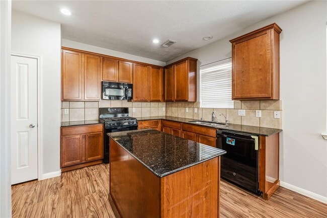 Building Photo - 6726 Wide Creek Dr