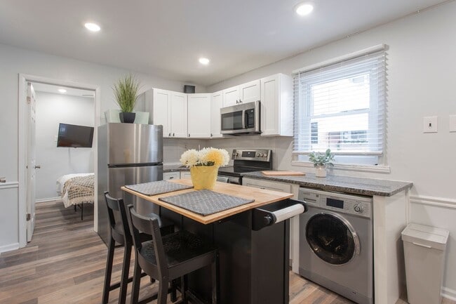 Building Photo - East Passyunk 1 bedroom