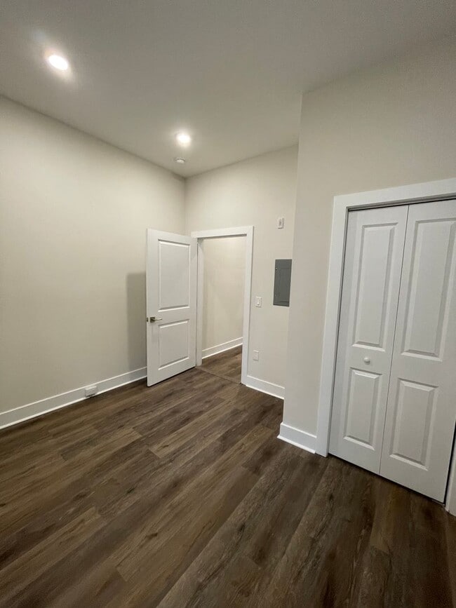 Building Photo - 507 Christian St