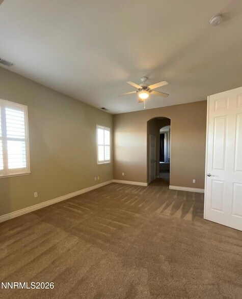 Building Photo - 2810 Halo Dr