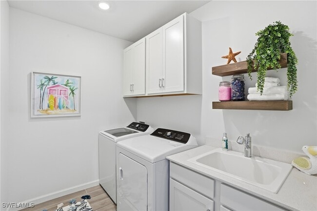 Building Photo - 1657 Serena Ave