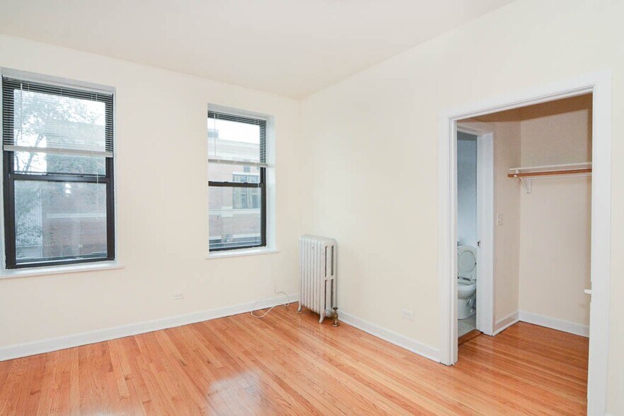 Building Photo - 2737 N Spaulding Ave