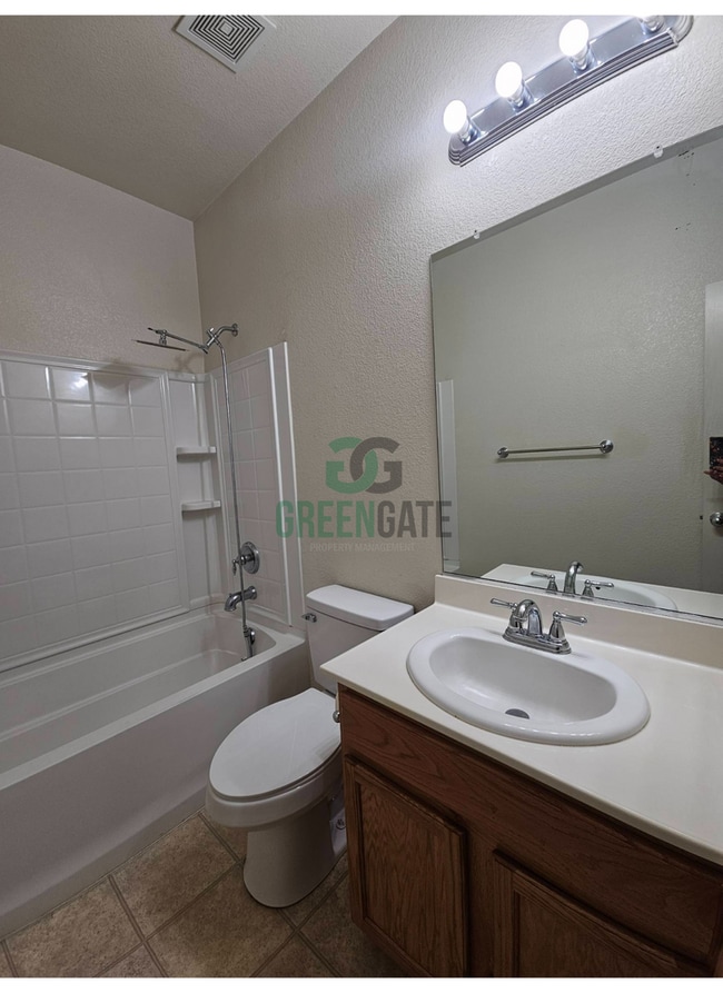 Building Photo - Lovely 1 Story Home in Riverpointe Communi...