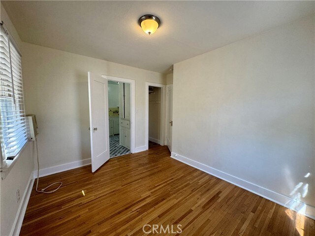 Building Photo - 1714 Gillette Crescent