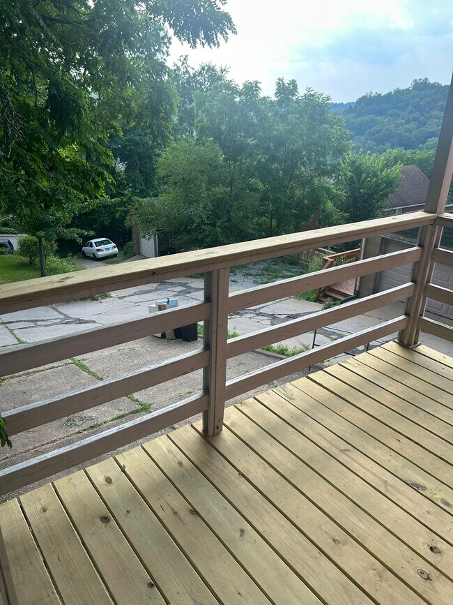 Building Photo - 509 Ogden Ave