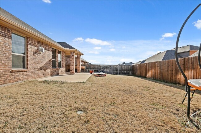 Building Photo - 2104 Skysail Ln