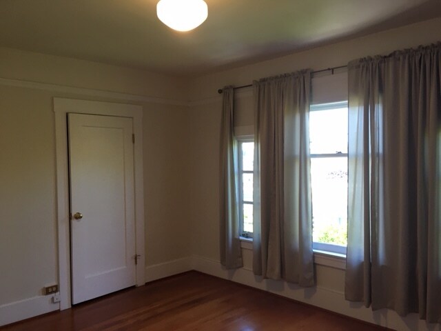Master, Left - 261 Anderson St