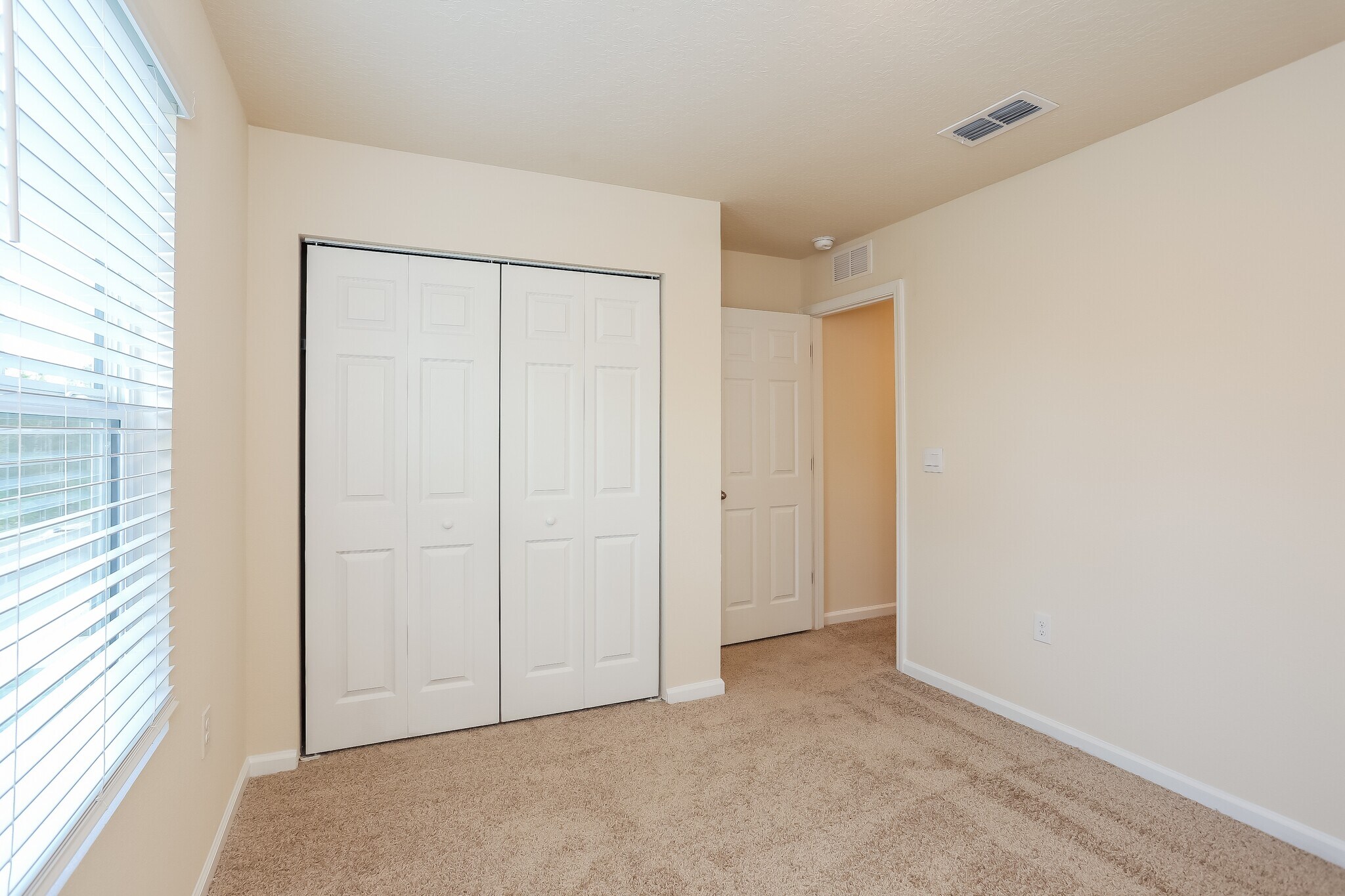 Building Photo - 86728 Mainline Rd