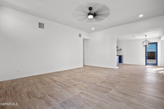 Building Photo - 12842 Osmotherley Ave