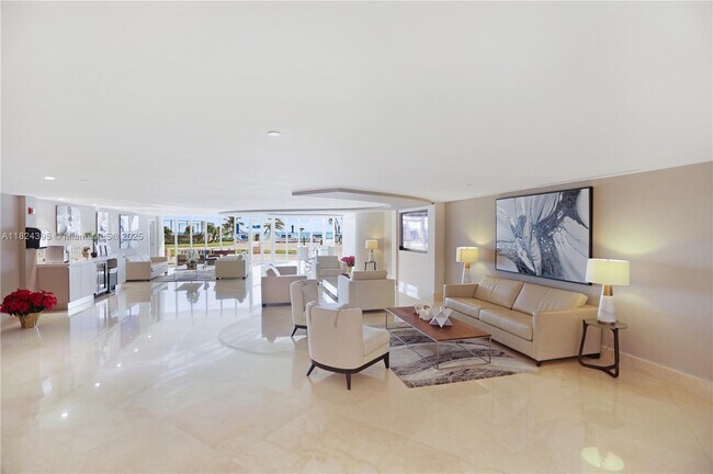 Building Photo - 17555 Collins Ave