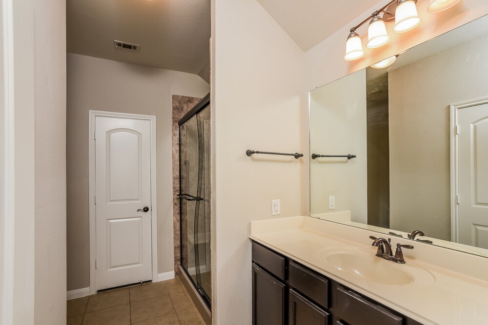 Building Photo - 243 Posey Pass