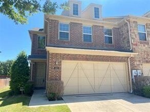 Building Photo - 432 Hunt Dr