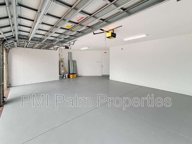 Building Photo - 3001 Strada Court