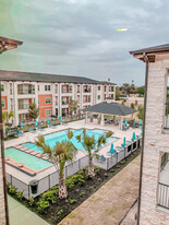 Building Photo - Avanti Legacy Valor Heights - SENIOR LIVING