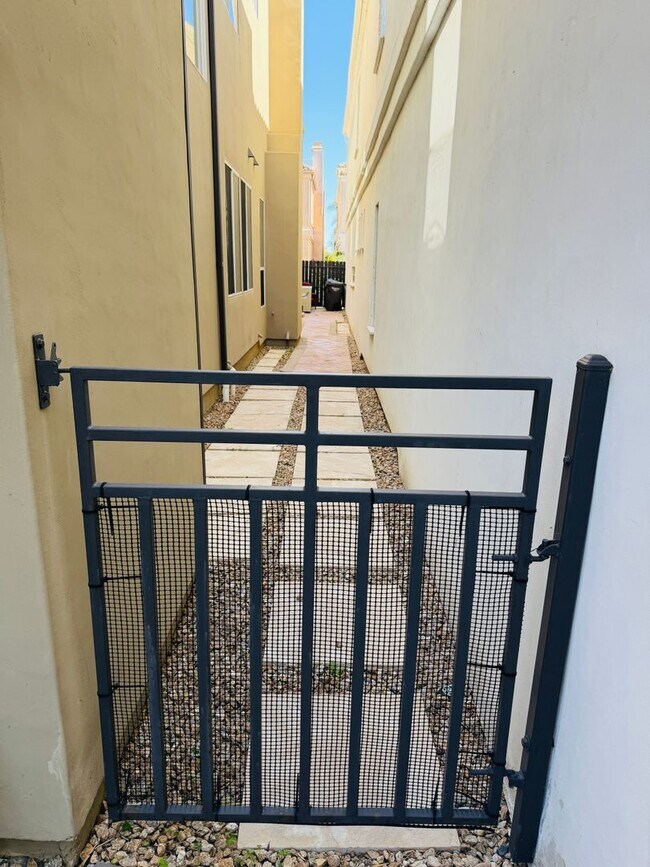 Building Photo - Elevated Coastal Living in Downtown Huntington Beach with Private Rooftop Retreat