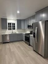 Building Photo - 983 Cottonwood Ct